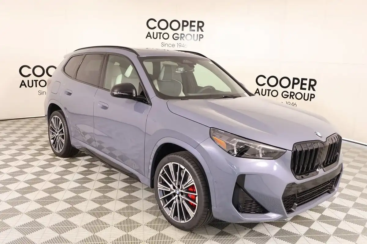 2026 BMW X1 xDrive28i's photo