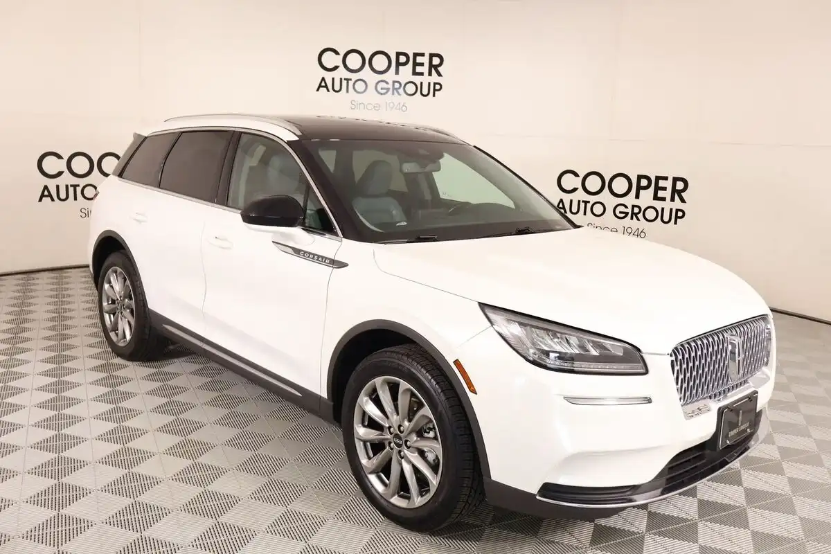 2022 Lincoln Corsair FWD's photo