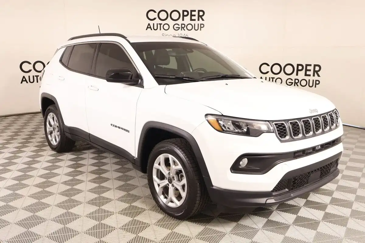 2025 Jeep Compass Latitude 4WD's photo