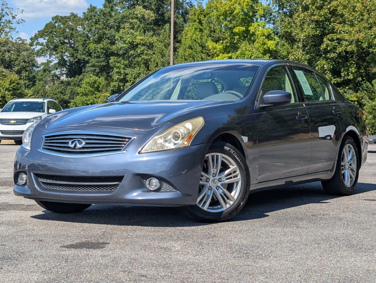 2012 INFINITI G Journey 25's photo