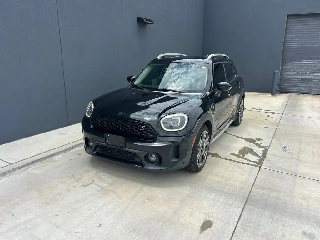 2023 MINI Countryman S ALL4's photo