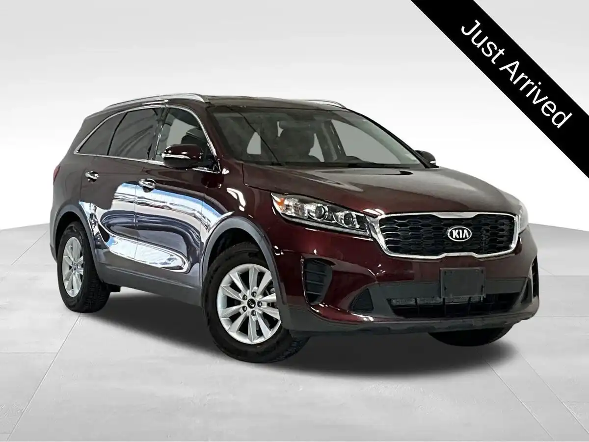2019 Kia Sorento LX AT's photo