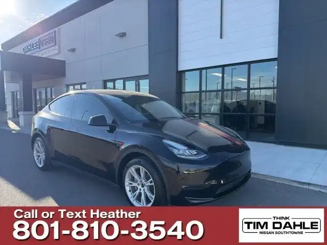 2021 Tesla Model Y Long Range Dual Motor All-Wheel Drive's photo