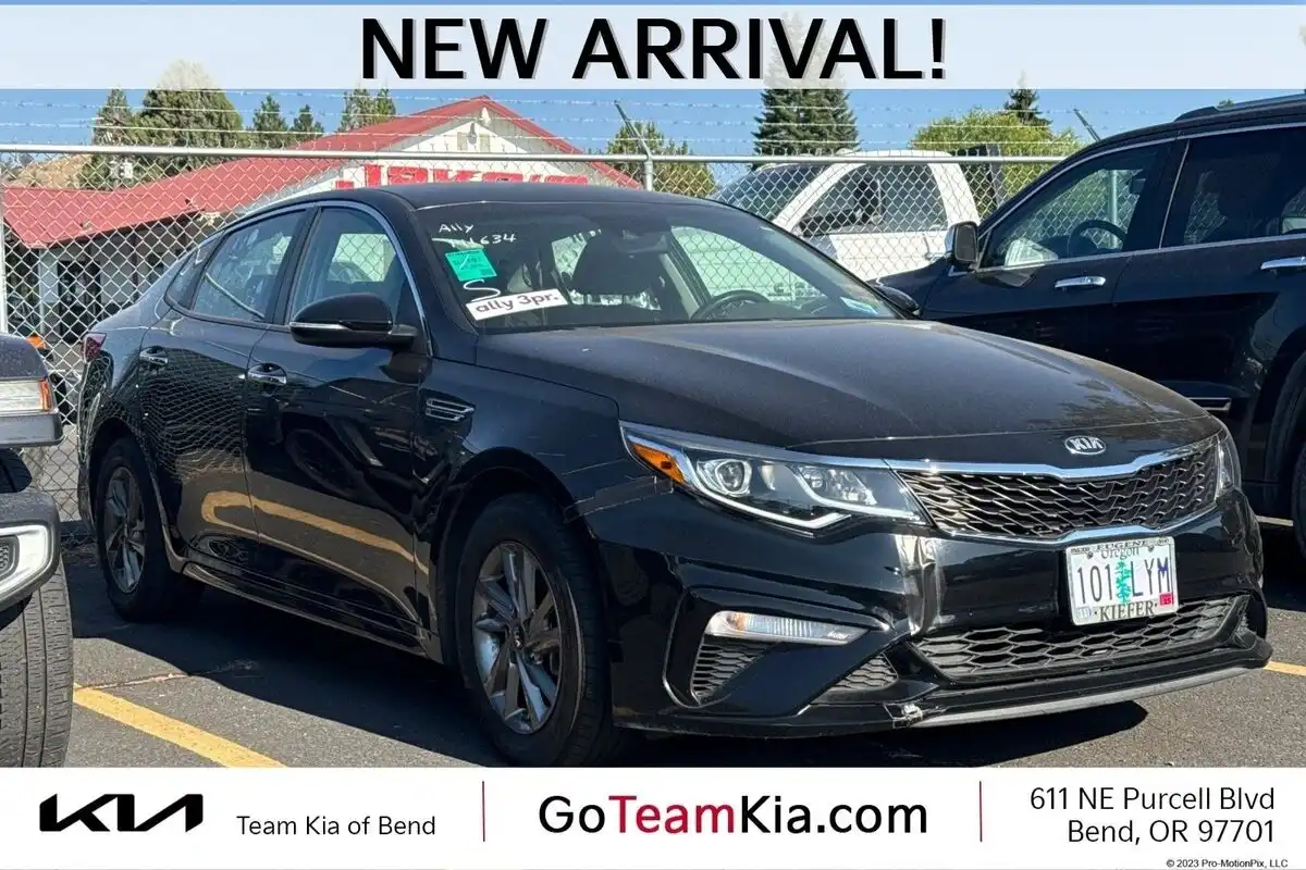 2019 Kia Optima LX AT's photo