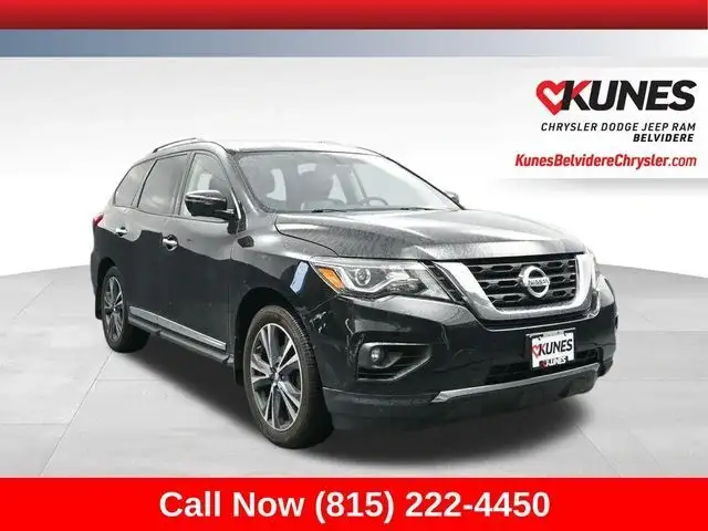 2017 Nissan Pathfinder Platinum 4WD's photo