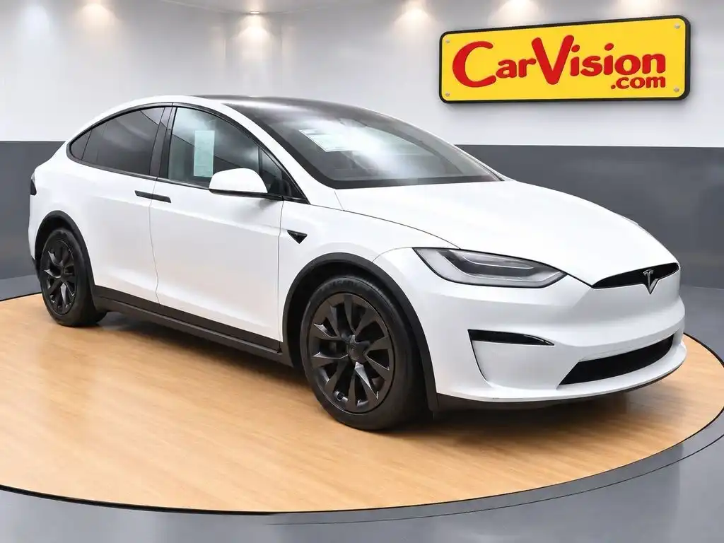 2022 Tesla Model X Plaid's photo