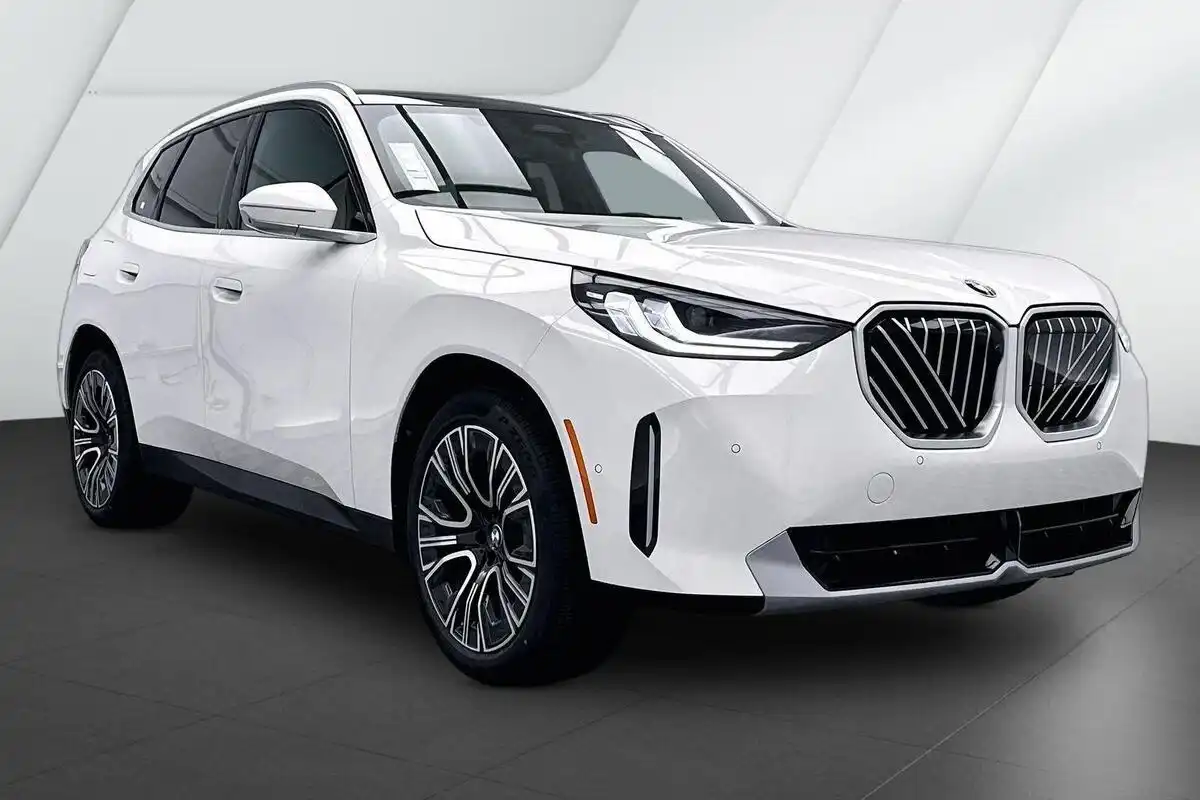 2026 BMW X3 30 XDRIVE's photo