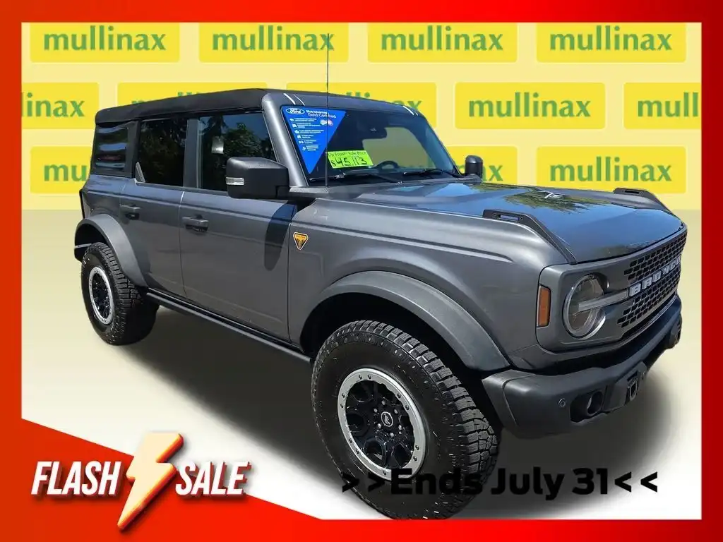 2023 Ford Bronco Badlands 4x4's photo