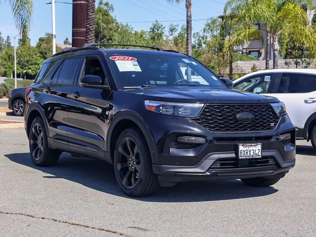 2021 Ford Explorer ST 4WD's photo
