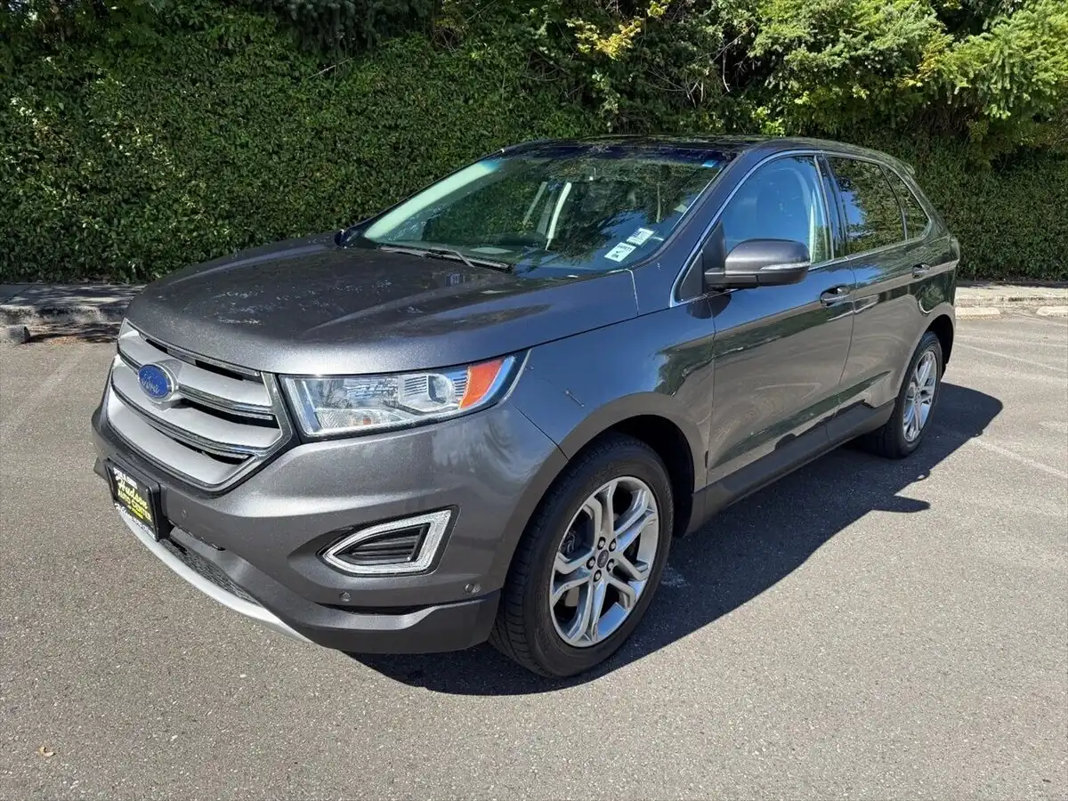 2017 Ford Edge Titanium AWD's photo