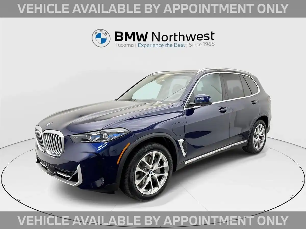 2026 BMW X5 xDrive50e's photo