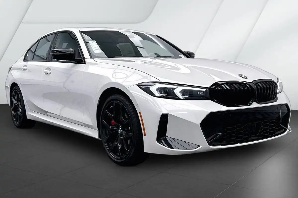 2026 BMW 3 Series 330i xDrive Sedan's photo