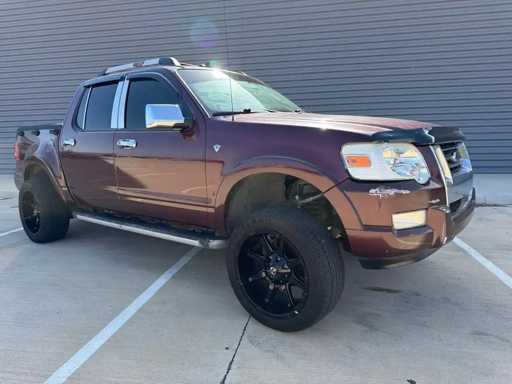 2007 Ford Explorer Limited 4.6L's photo