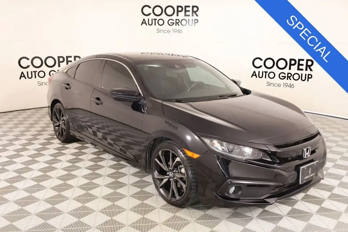 2019 Honda Civic Sport CVT's photo