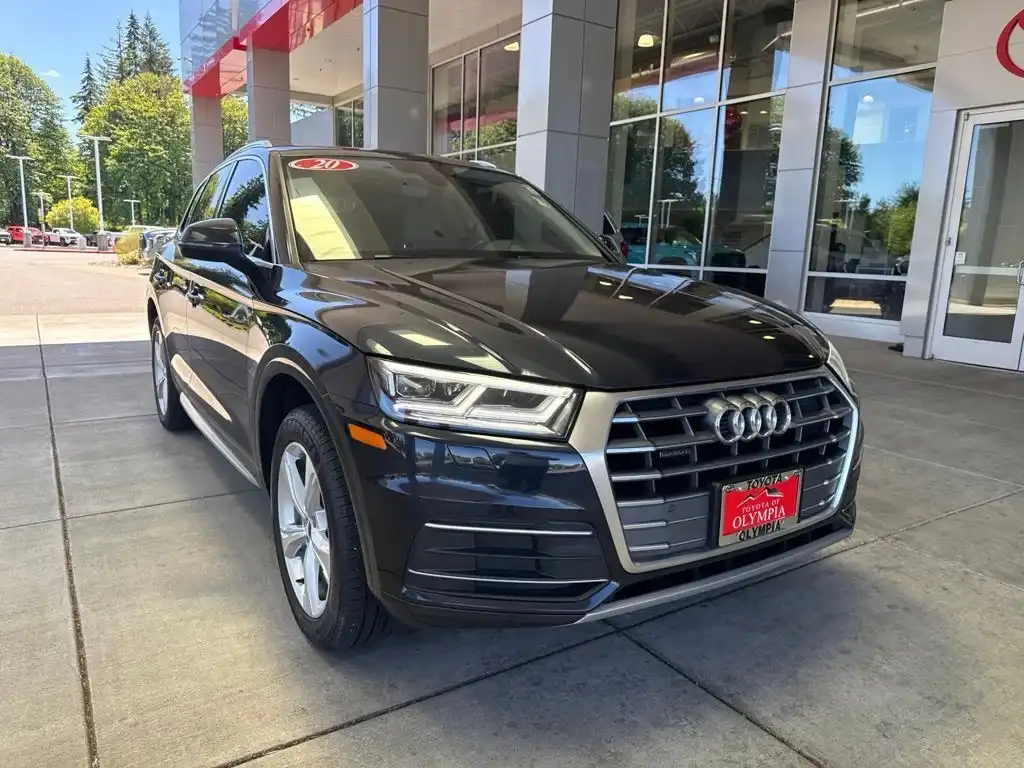 2020 Audi Q5 45 quattro S tronic Premium Plus's photo