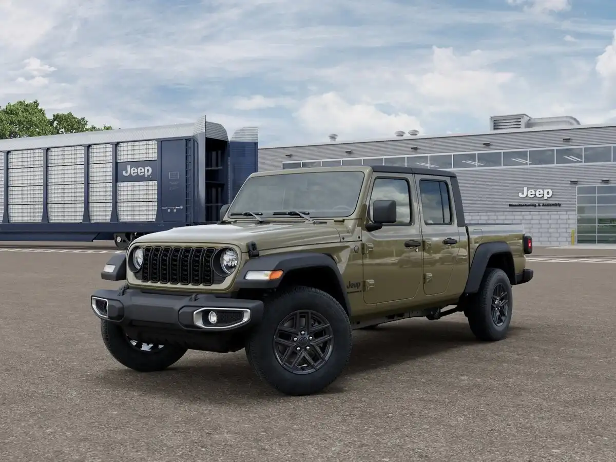 2026 Jeep Gladiator Sport Auto's photo
