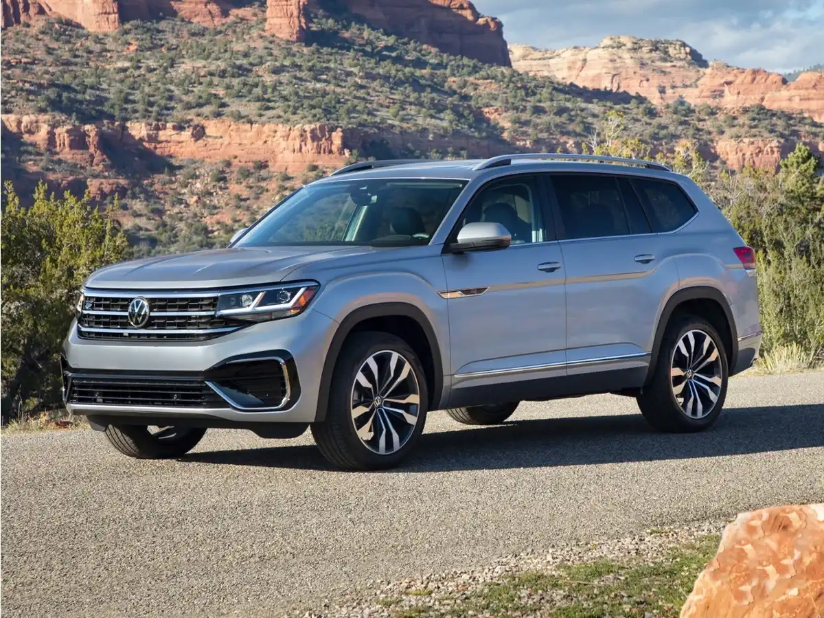 2021 Volkswagen Atlas 3.6L SEL Premium R-Line 4MOTION's photo