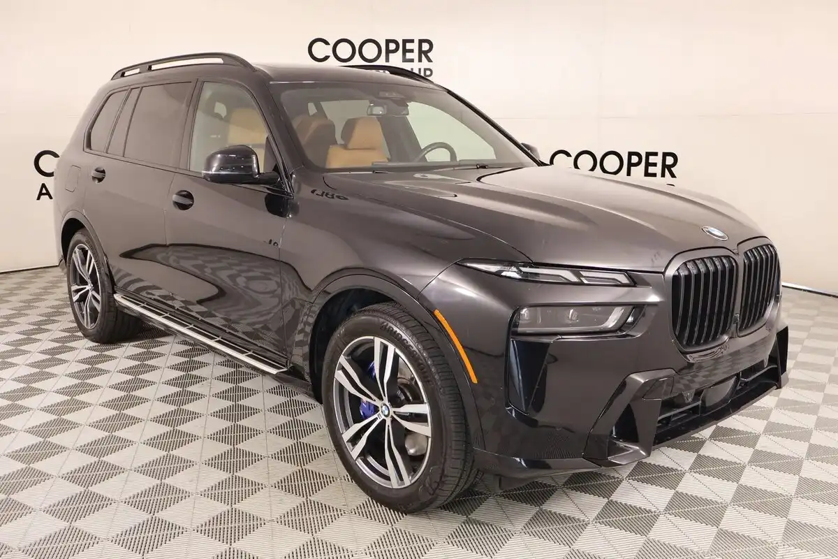 2026 BMW X7 xDrive40i's photo