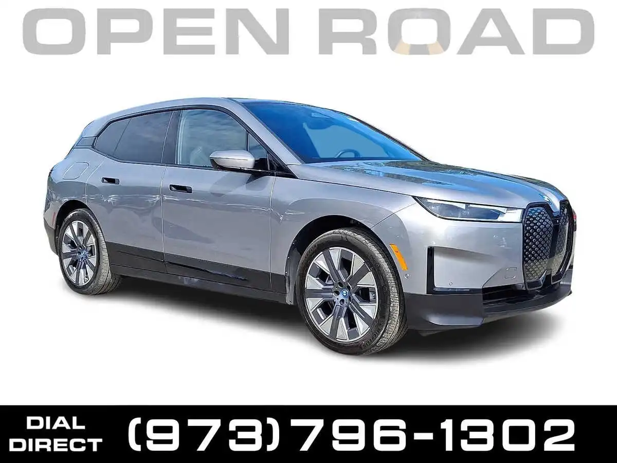 2024 BMW iX xDrive50's photo