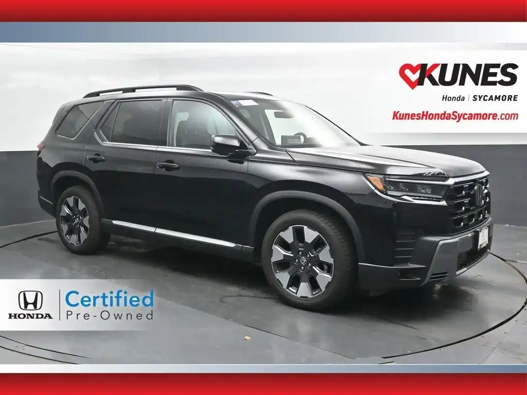 2026 Honda Pilot Touring AWD's photo