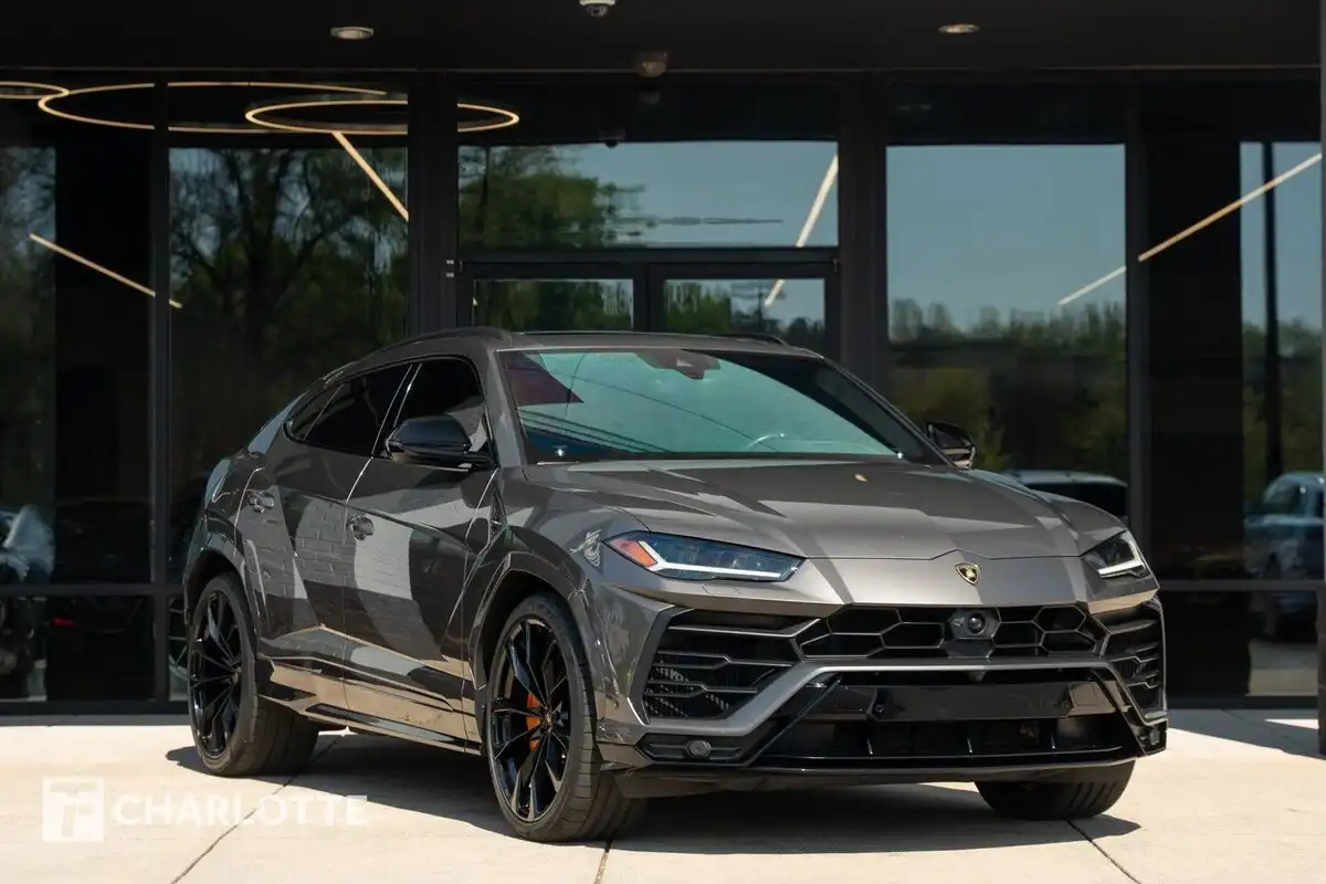 2021 Lamborghini Urus 4.0 V8's photo