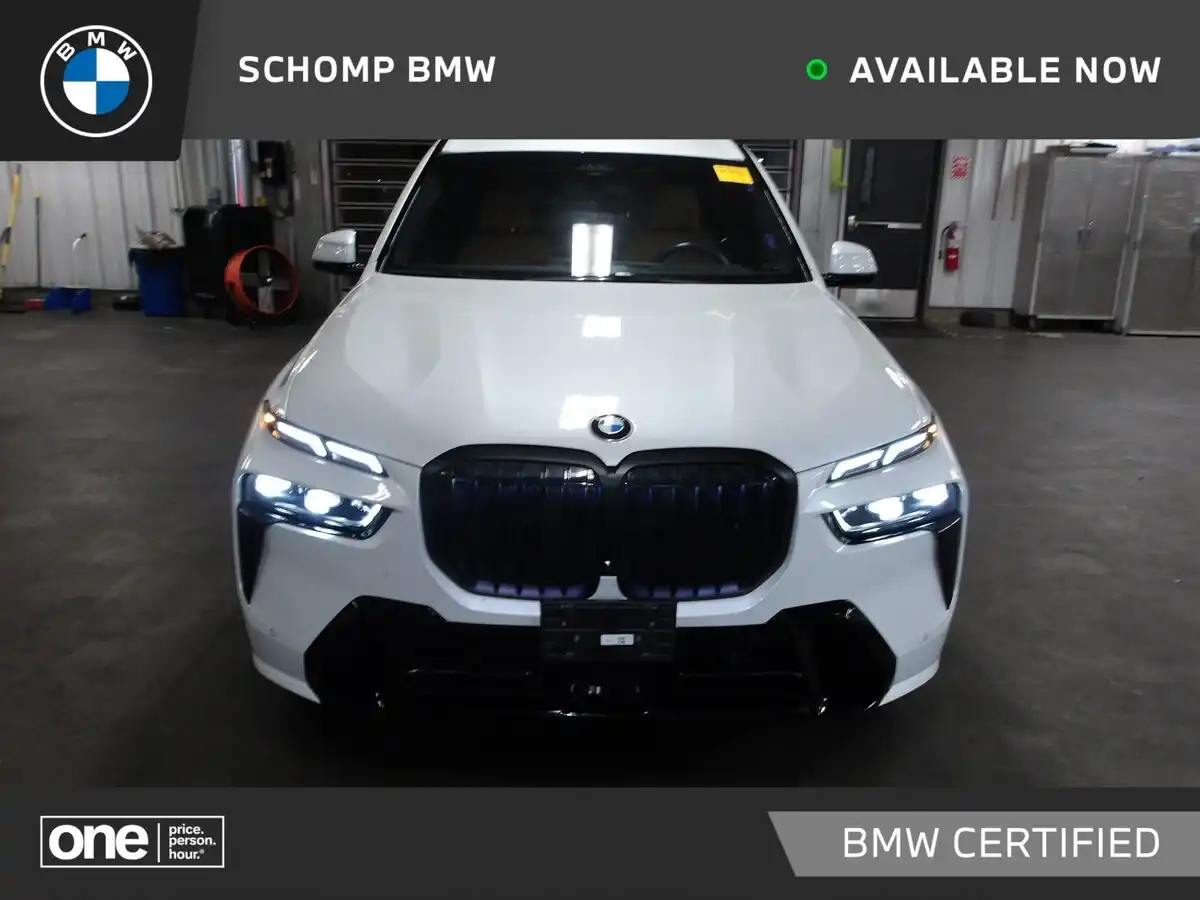 2025 BMW X7 xDrive40i's photo