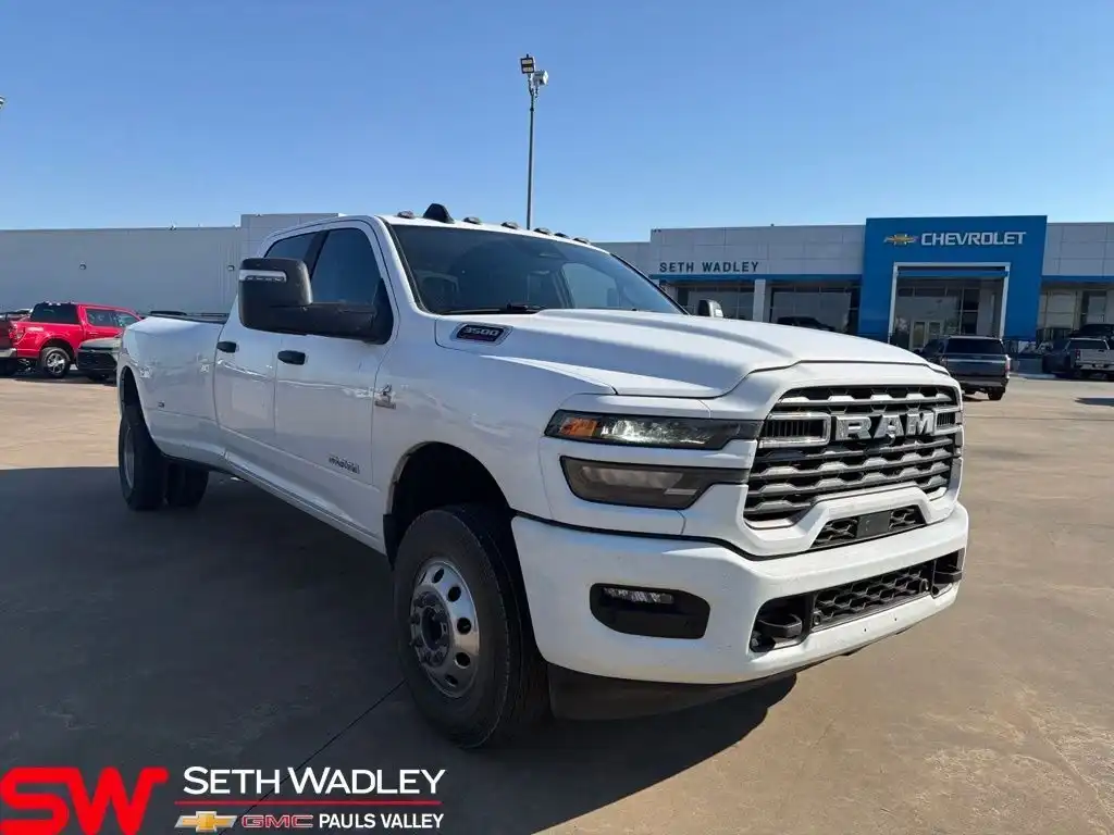 2025 RAM 3500 Big Horn 4WD Crew Cab LWB's photo
