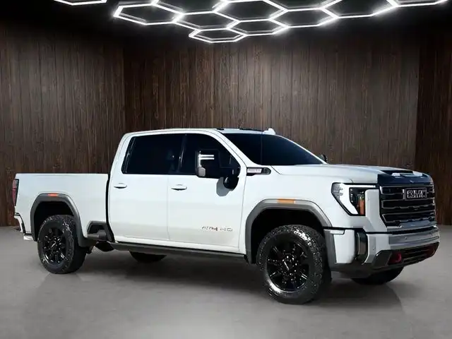 2025 GMC Sierra AT4 4WD Crew Cab Standard Box's photo