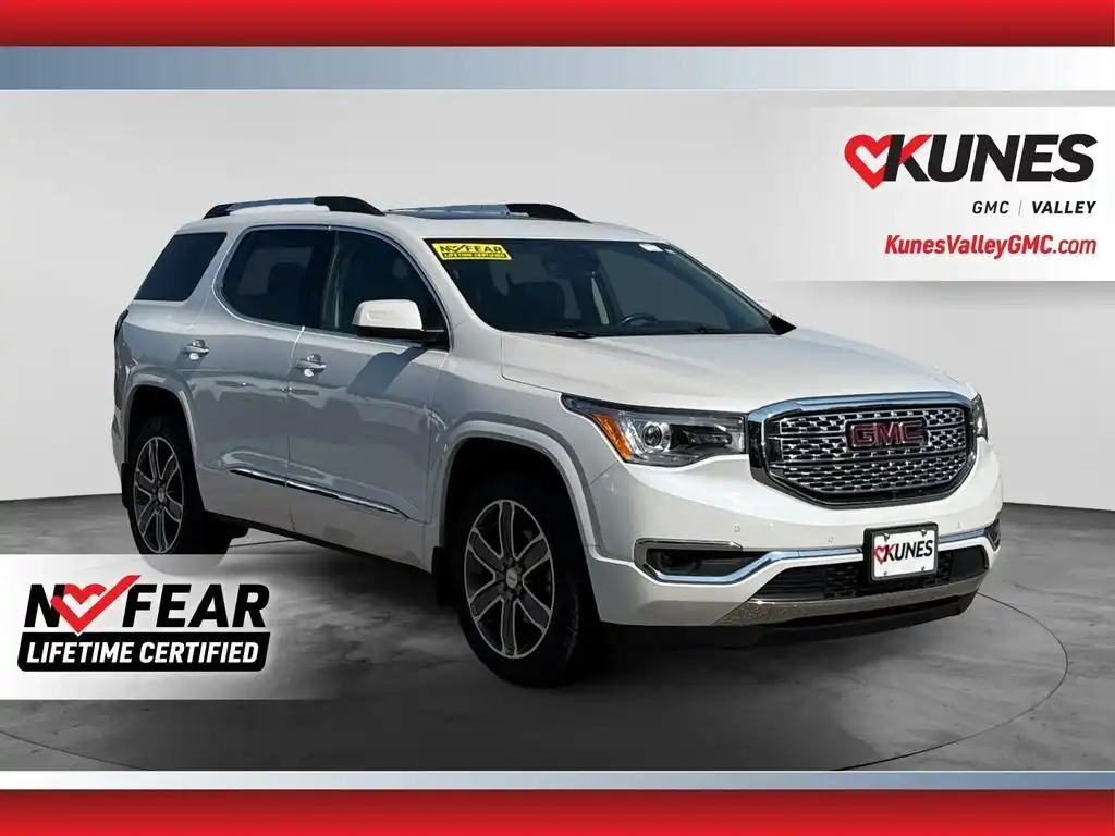 2019 GMC Acadia Denali AWD's photo