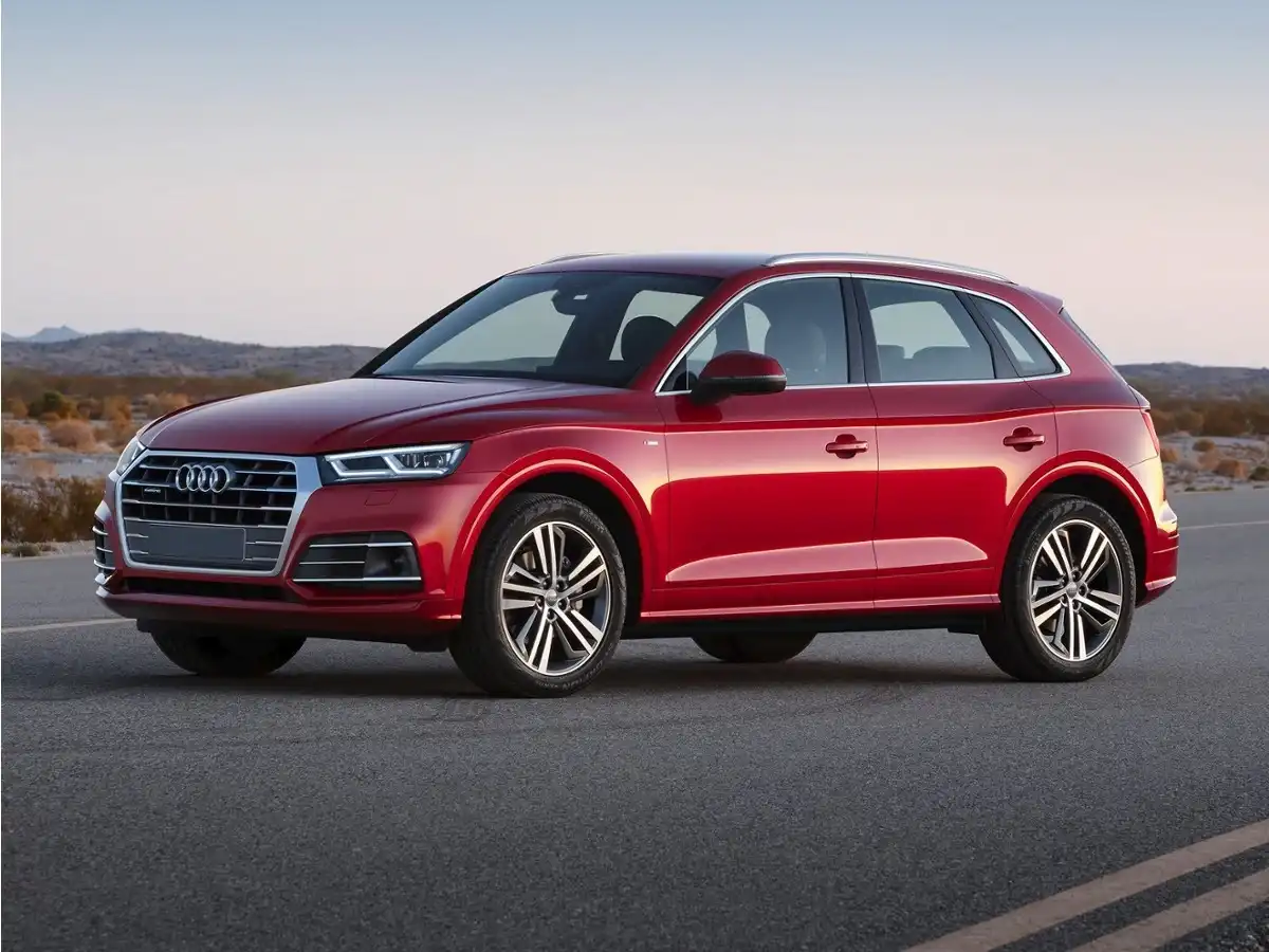 2020 Audi Q5 45 quattro S tronic Premium Plus's photo