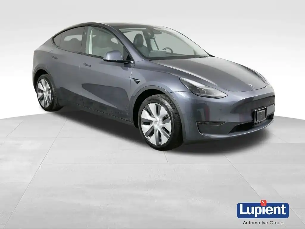 2023 Tesla Model Y Long Range Dual Motor All-Wheel Drive's photo