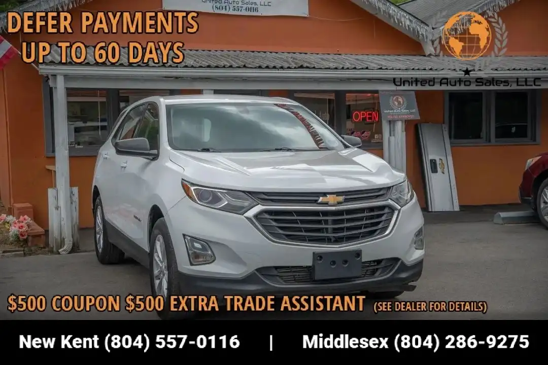 2019 Chevrolet Equinox LS's photo