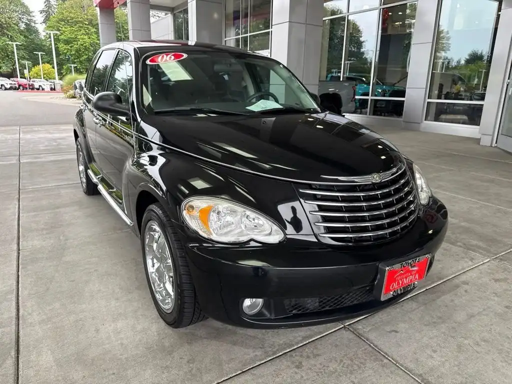 2006 Chrysler PT Cruiser Base's photo
