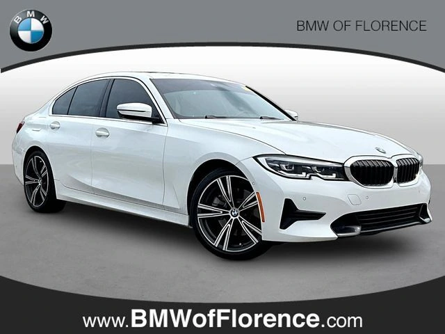 2021 BMW 3 Series 330i Sedan's photo