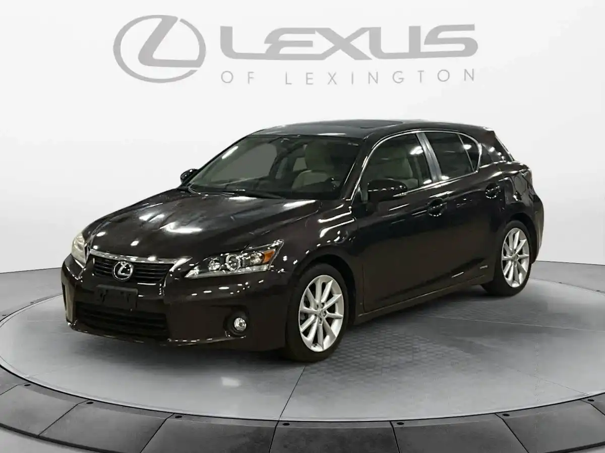2011 Lexus CT 200h 200h Premium's photo