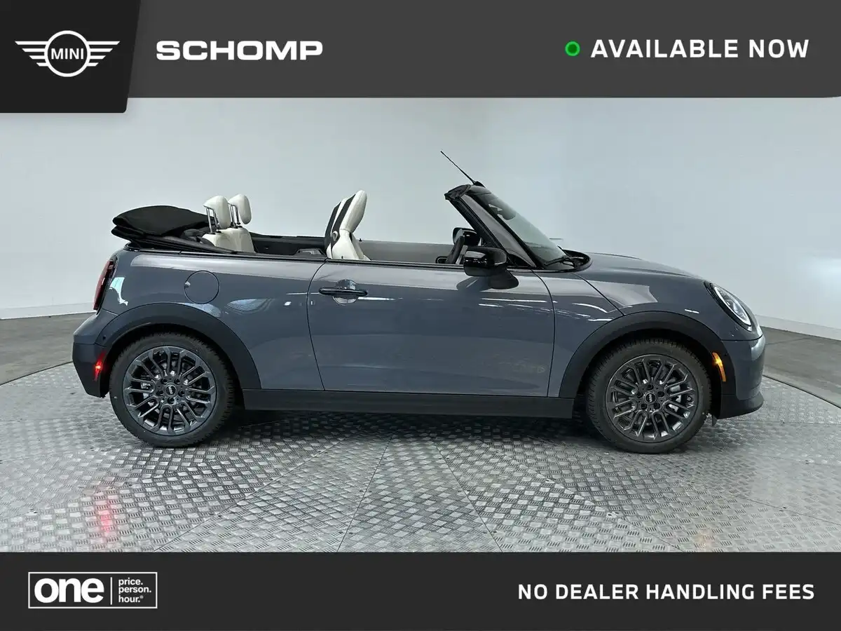 2026 MINI Convertible Cooper S Signature's photo