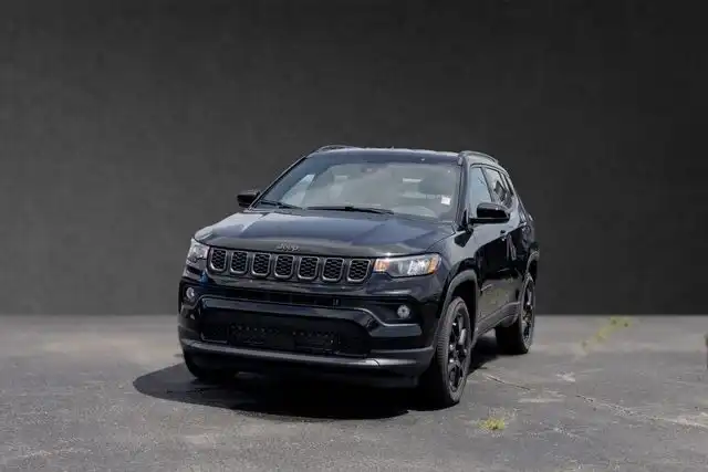 2026 Jeep Compass Altitude 4X4's photo
