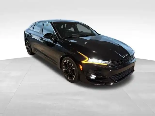 2022 Kia Optima GT-Line AWD's photo