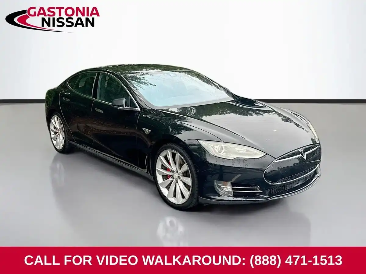 2015 Tesla Model S P85D's photo