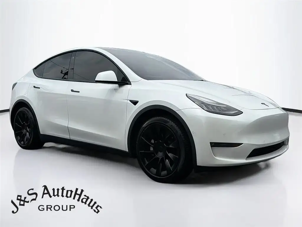 2021 Tesla Model Y Long Range Dual Motor All-Wheel Drive's photo