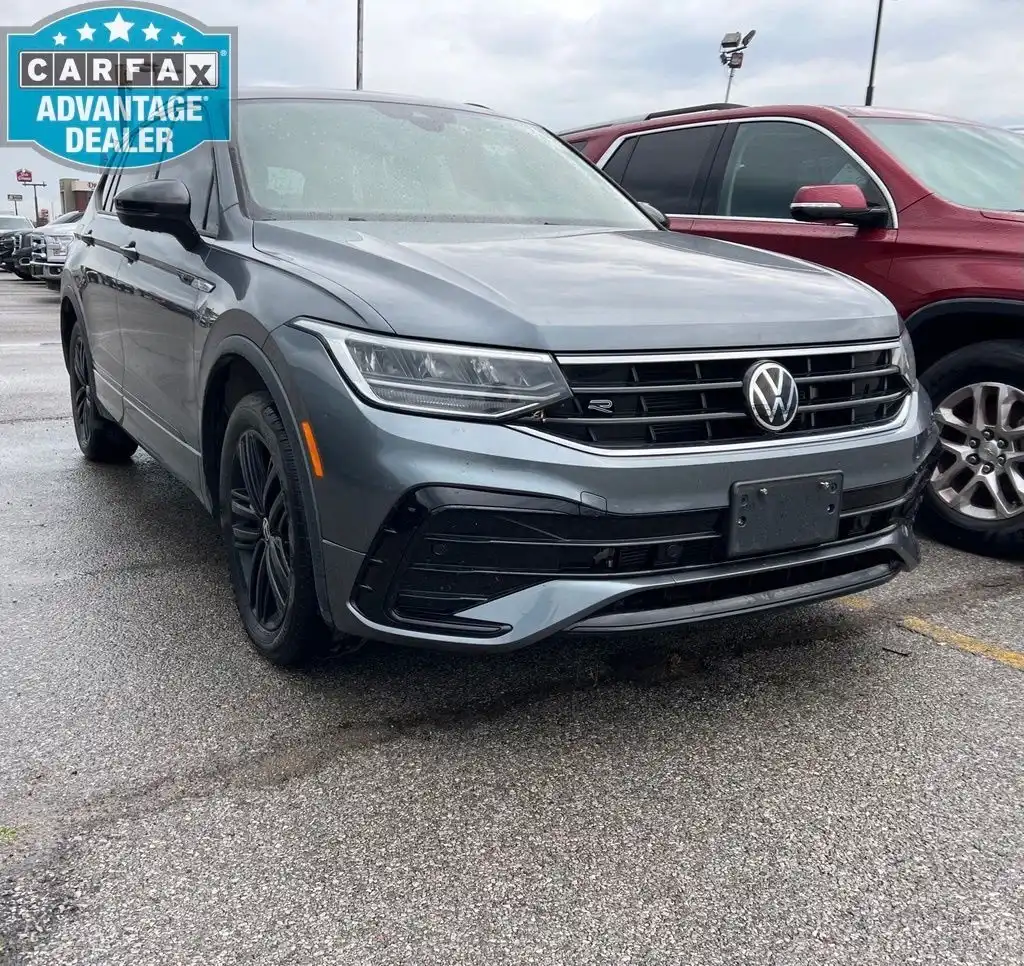 2022 Volkswagen Tiguan 2.0T SE R-Line Black 4Motion's photo