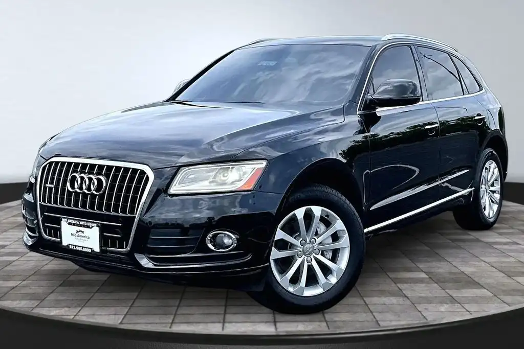 2016 Audi Q5 2.0T quattro tiptronic Premium Plus's photo