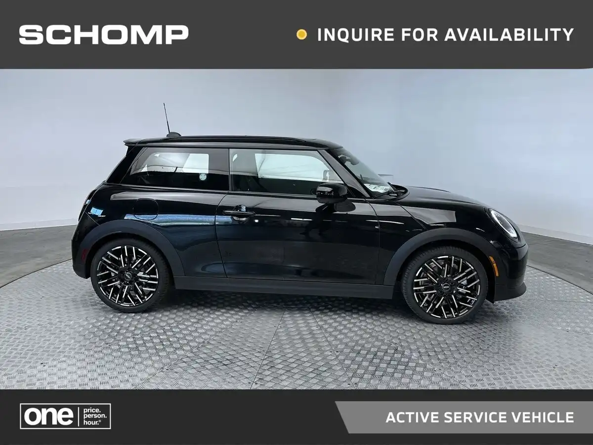 2026 MINI Hardtop Cooper S's photo