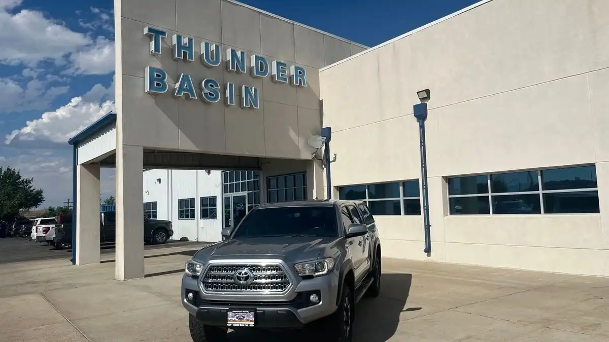 2017 Toyota Tacoma TRD Off Road Double Cab 4x4 V6 Auto SB's photo
