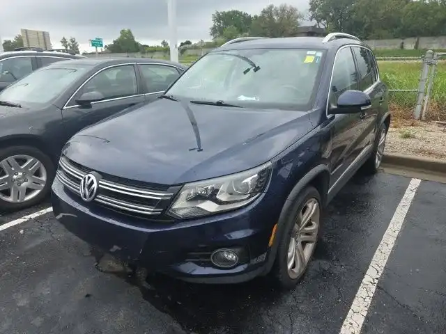 2016 Volkswagen Tiguan 2.0T SEL 4Motion's photo