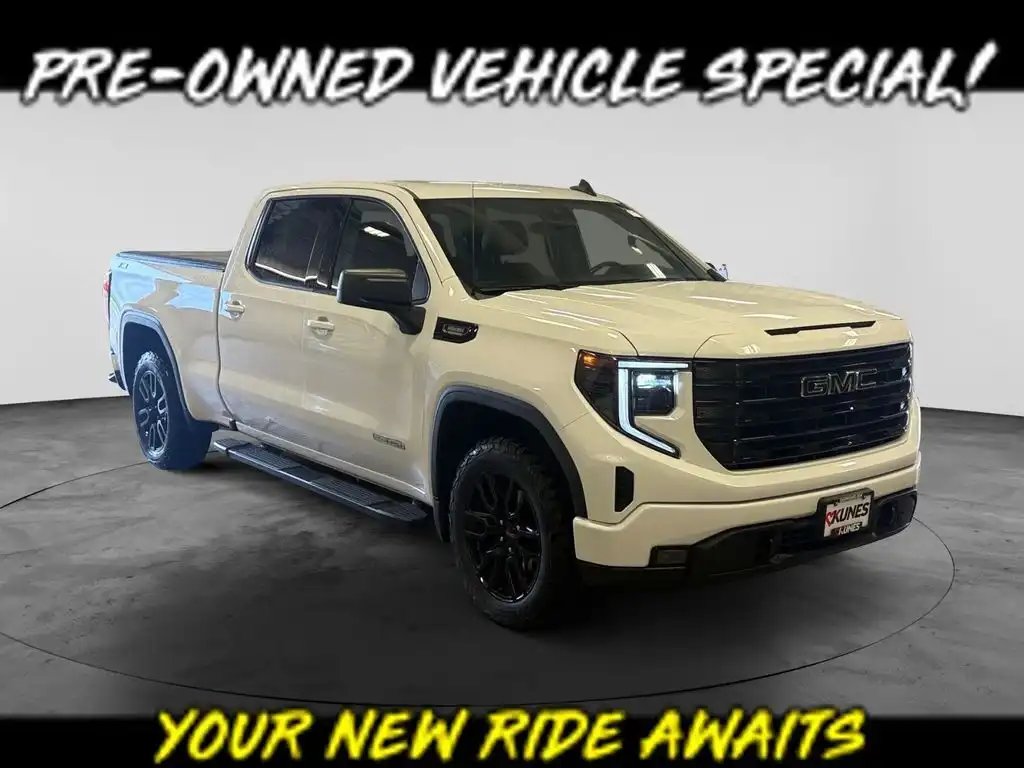 2023 GMC Sierra 4WD Crew Cab Short Box Elevation's photo