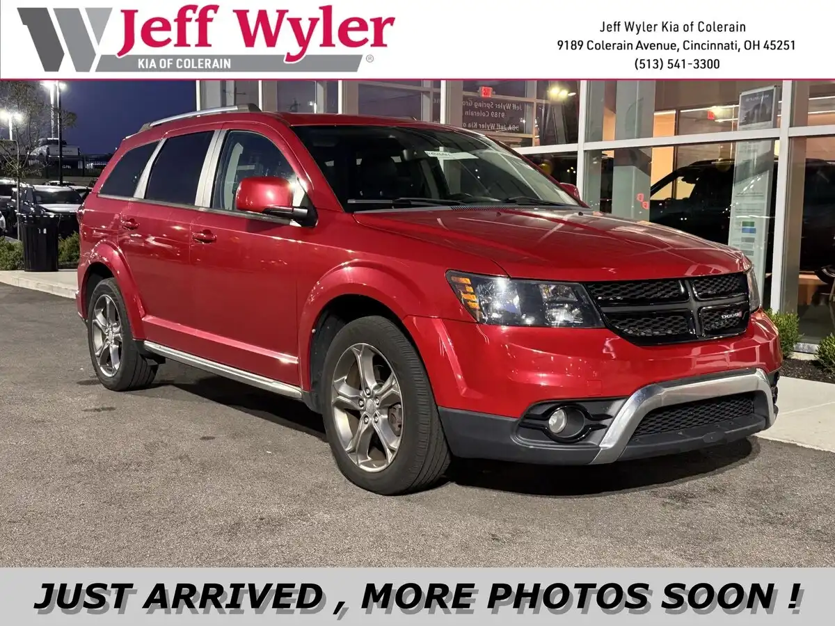 2016 Dodge Journey Crossroad FWD Plus's photo