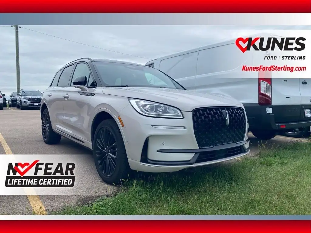 2023 Lincoln Corsair Reserve AWD's photo