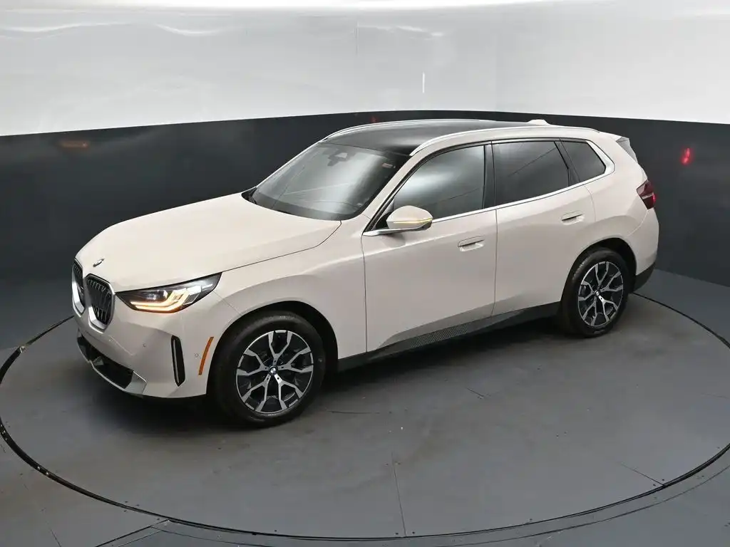 2026 BMW X3 30 XDRIVE's photo