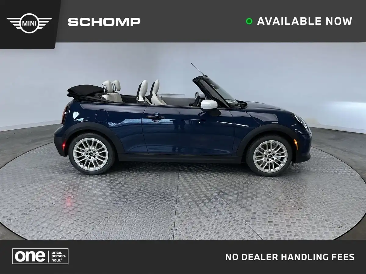 2026 MINI Convertible Cooper S's photo
